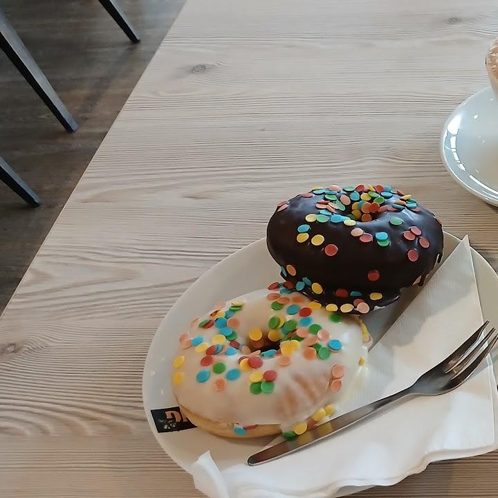 Restaurant "Biener Landbäckerei Wintering – Café in  (bei ALDI)" in Berge