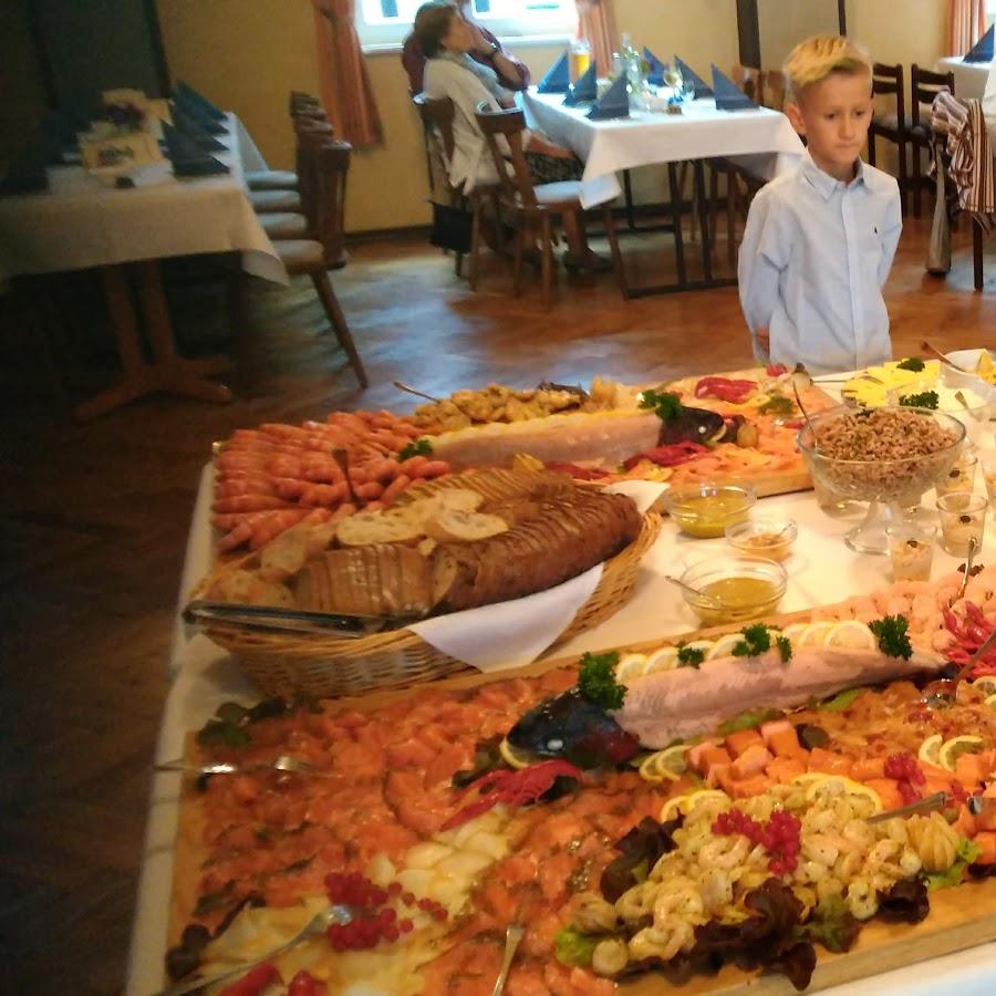 Restaurant "Gasthaus Zur Linde Inh. Friedhelm Hellwig" in  Wesertal