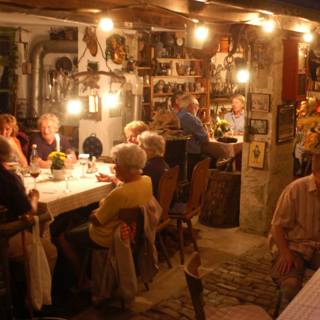 Restaurant "Weinkeller am Schloß" in Rüdenhausen