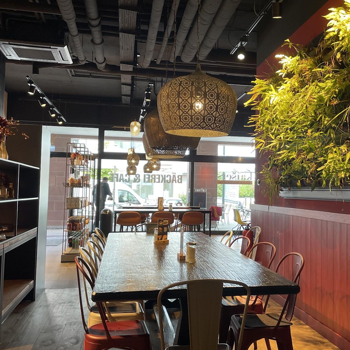 Restaurant "Kaisers Gute Backstube  kaiserlich " in Gundelfingen