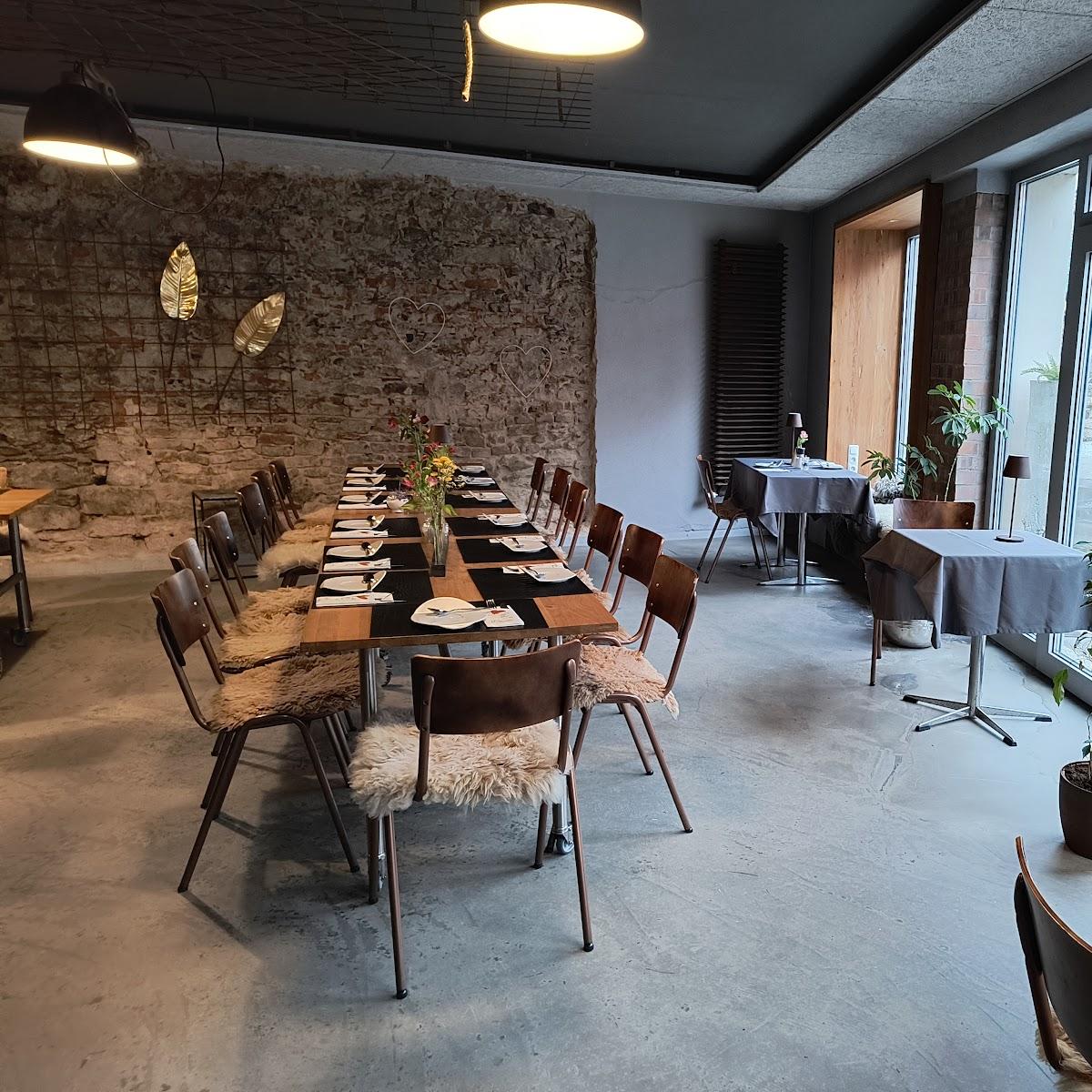 Restaurant "Cafe Eger" in Moosbach