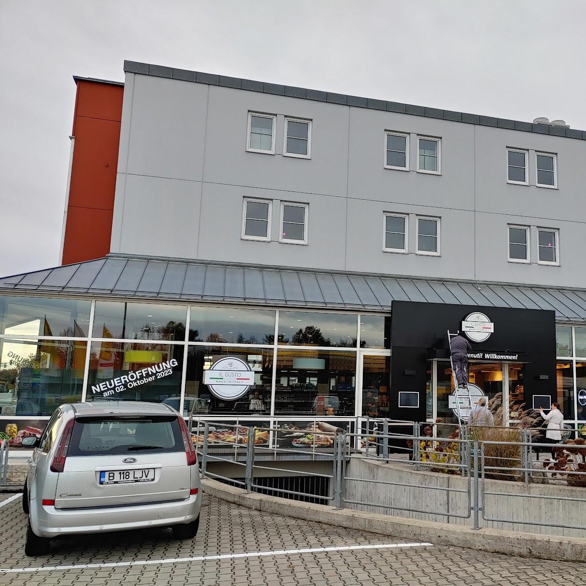 Restaurant "Il Gusto italienischer Einzelhandel & Restaurant" in Obertraubling