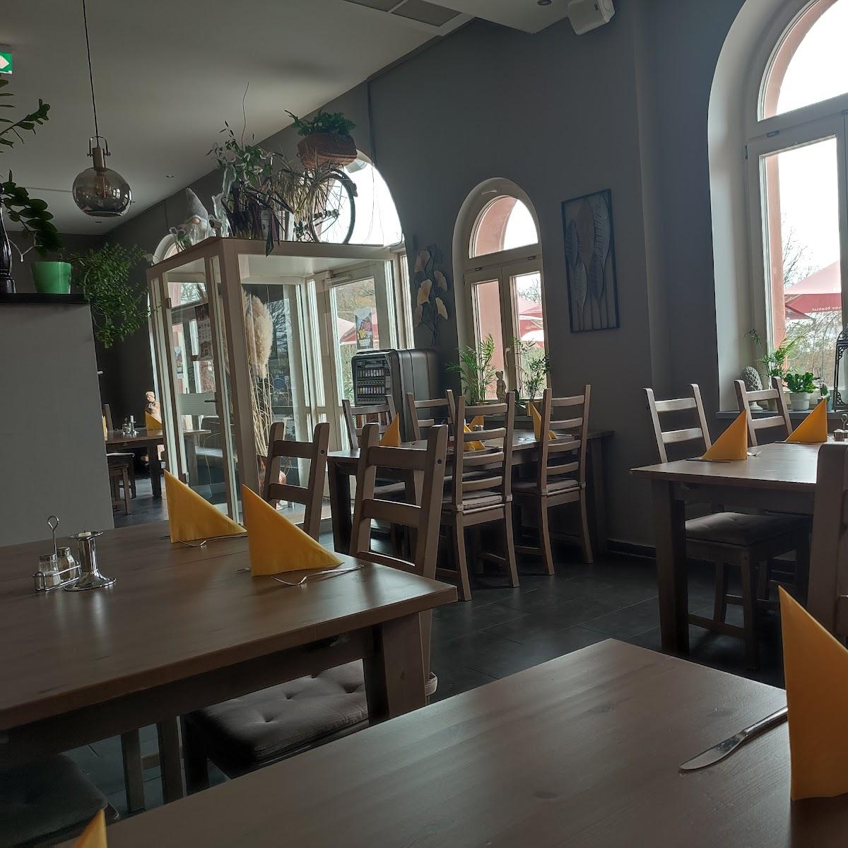 Restaurant "Pera Restaurant & Cocktail Lounge" in Langenselbold