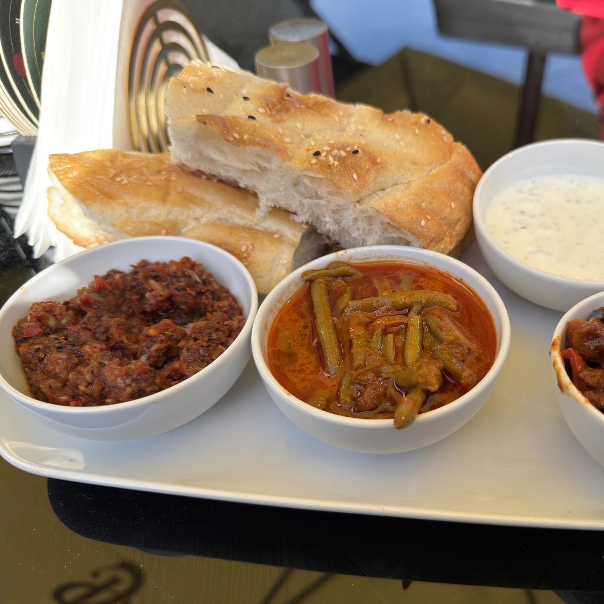 Restaurant "Alara Restaurant" in Aš 1