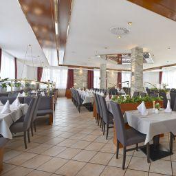 Restaurant "Bei Onkel Ivo" in  Poing