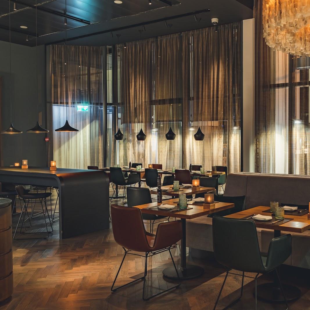 Restaurant "HERITAGE" in Basel