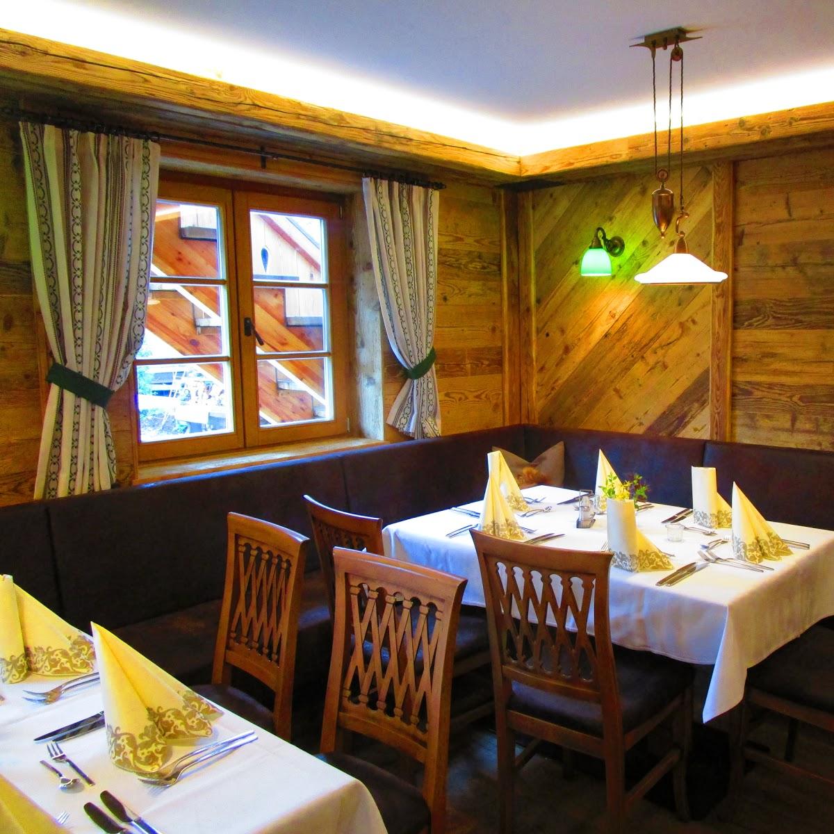 Restaurant "Wirtshaus Arzbacher Hof" in Wackersberg