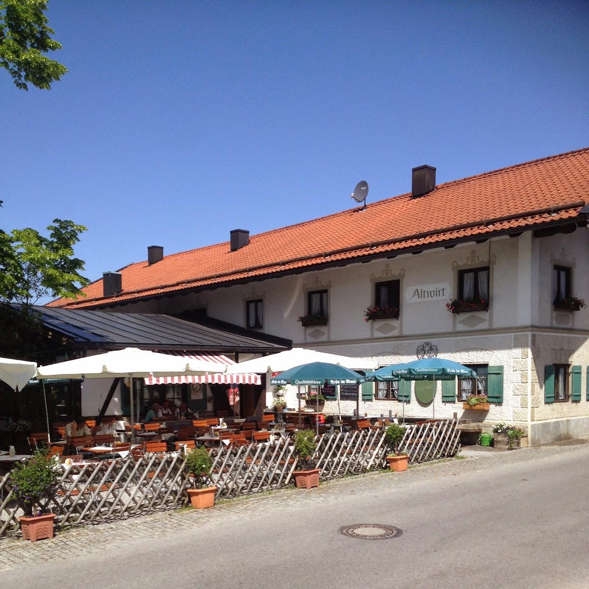 Restaurant "Altwirt" in Wackersberg