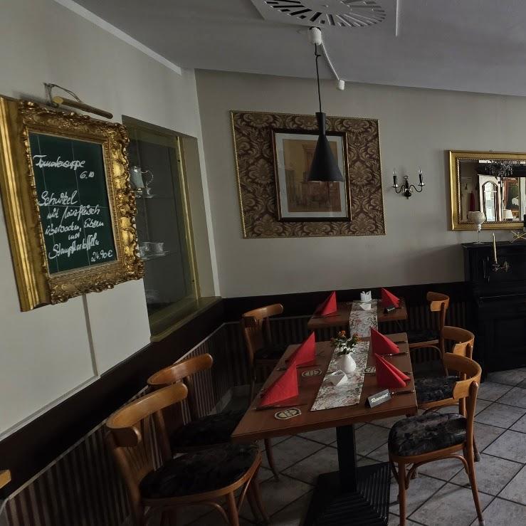 Restaurant "Dreimäderlhaus -" in Potsdam