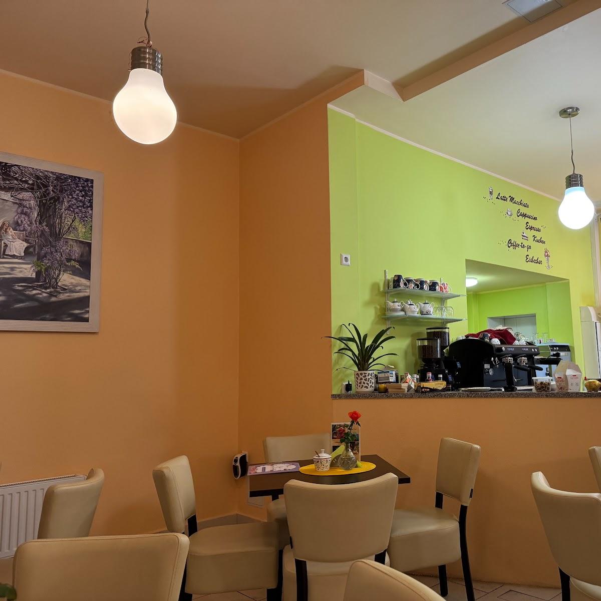 Restaurant "Rose Garden Coffeehouse" in Zittau