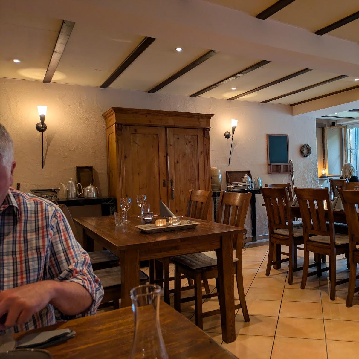 Restaurant "Gasthaus Am Brunnen" in Newel