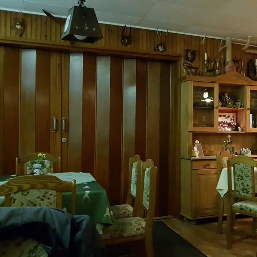 Restaurant "Donners Gaststätte mit Biergarten" in Taura