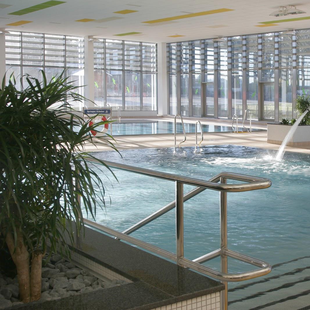 Restaurant "Sportzentrum am Taurastein - Schwimmbad - Sauna - Bowling - Gastronomie" in Burgstädt