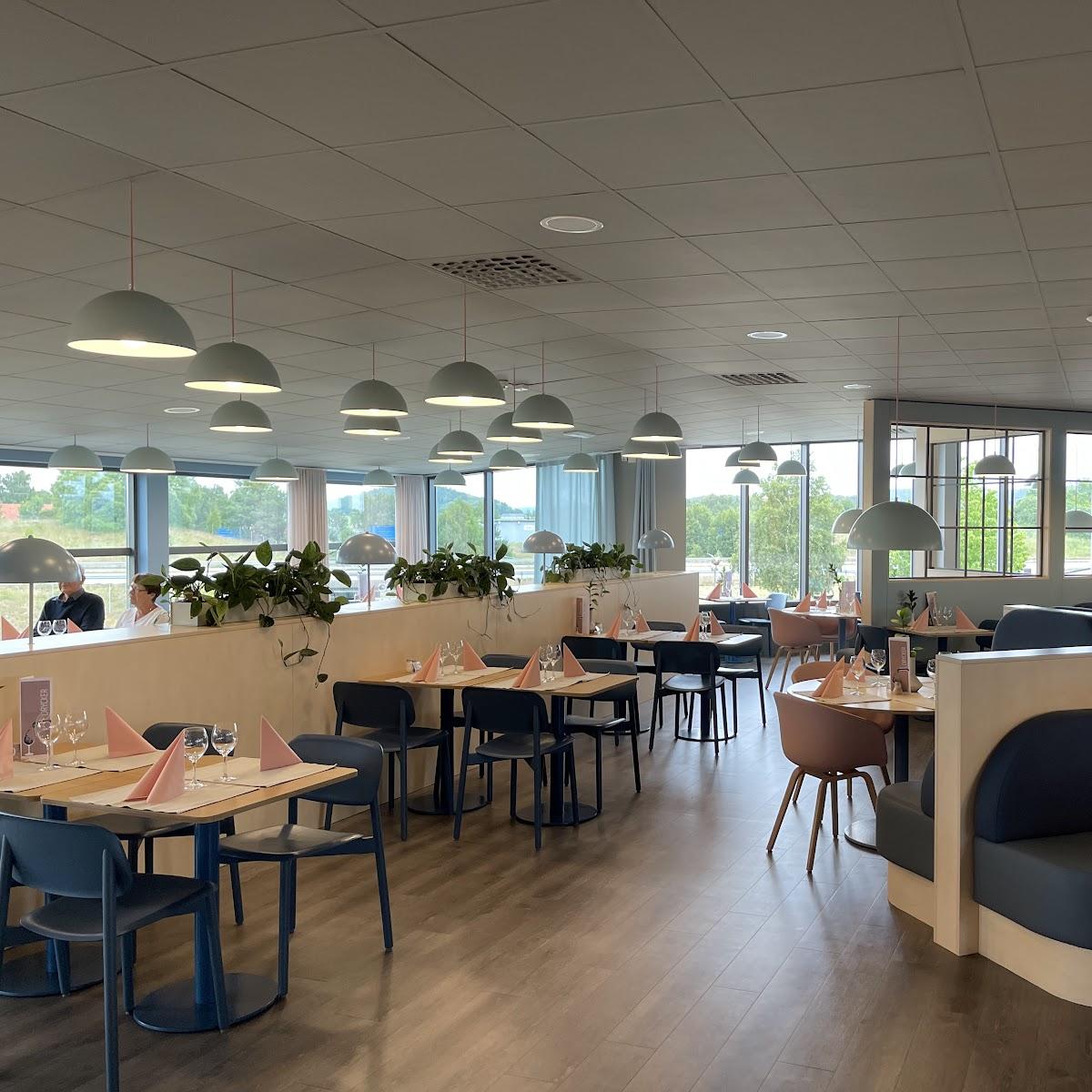 Restaurant "Laxbutiken" in Heberg