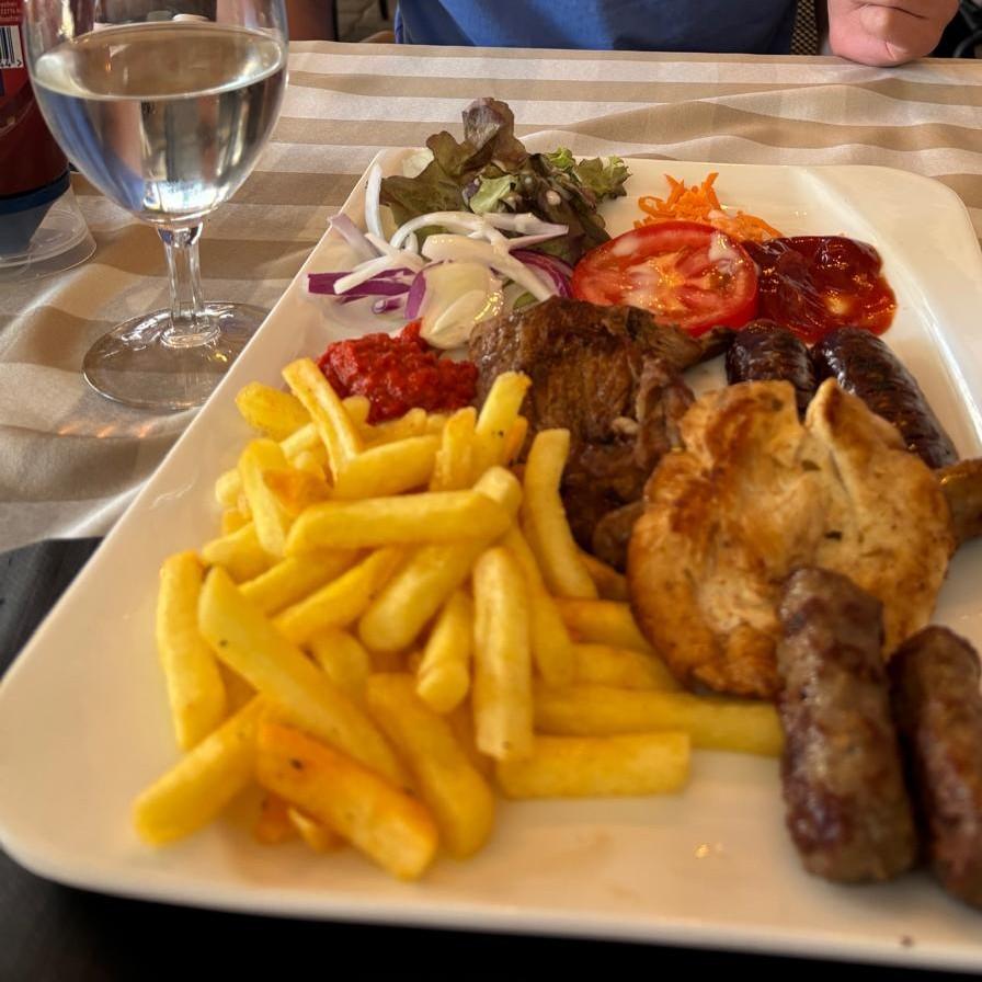 Restaurant "Rhyfall Grill" in Neuhausen am Rheinfall