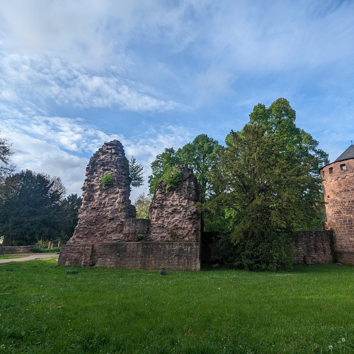 Restaurant "Burg Kerpen" in Illingen