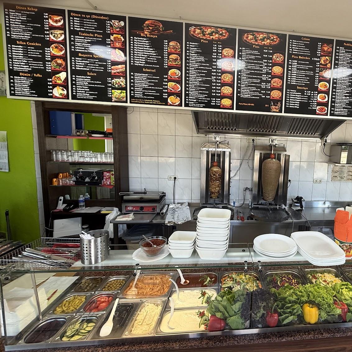 Restaurant "Palast Döner & Pizzeria" in Leuna