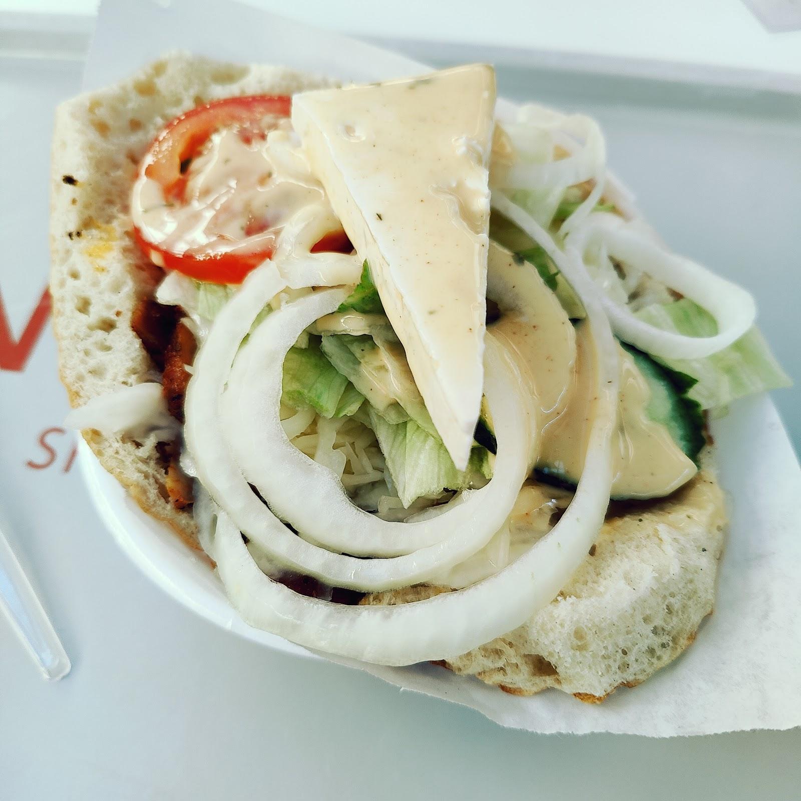 Restaurant "Athos - griechische Spezialitäten" in Leuna