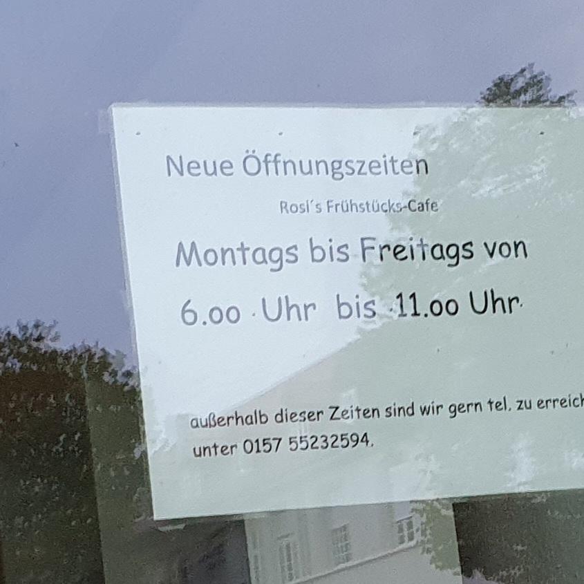 Restaurant "Rosis Frühstücks Café" in Leuna