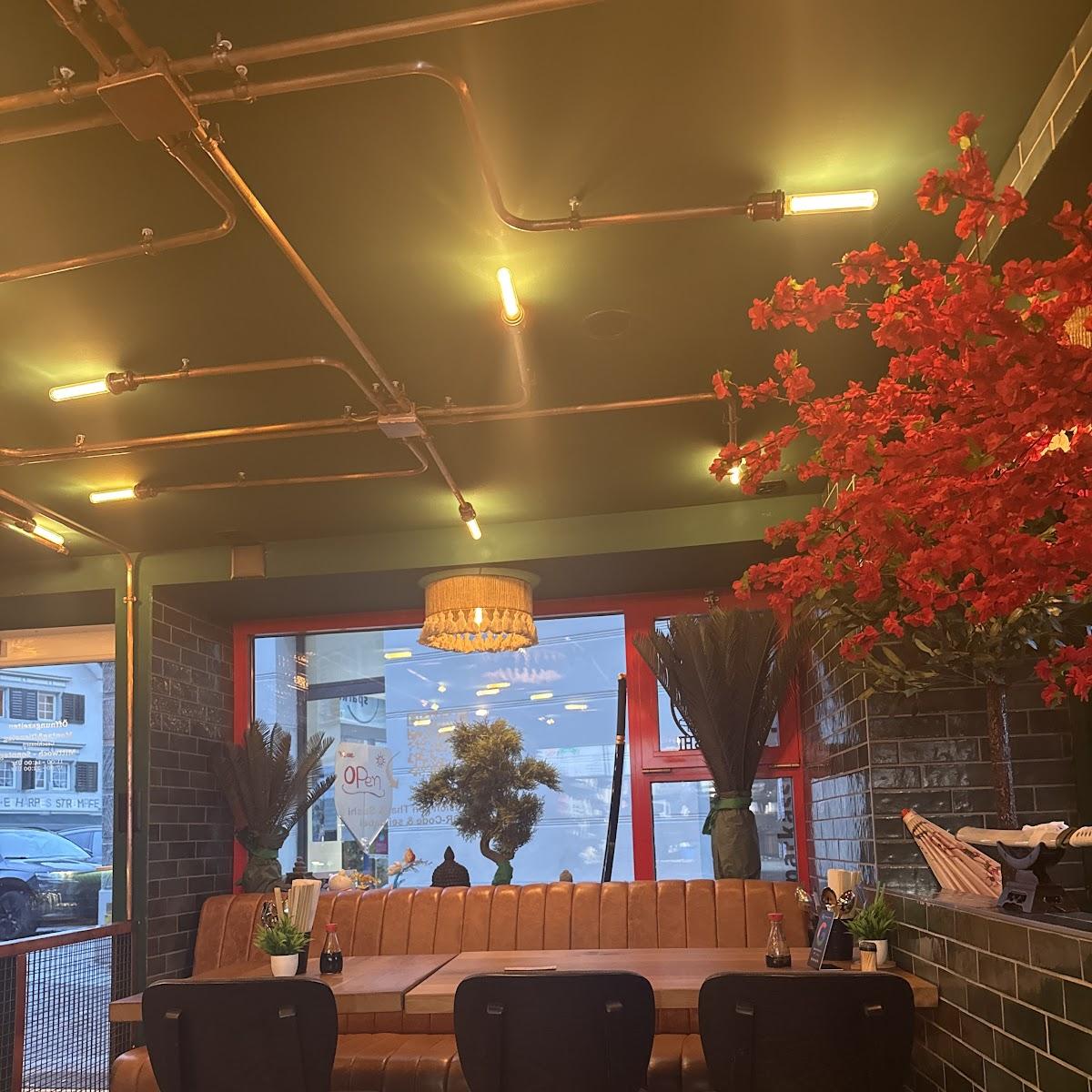 Restaurant "Yumi Thai & Sushi" in Ingenbohl