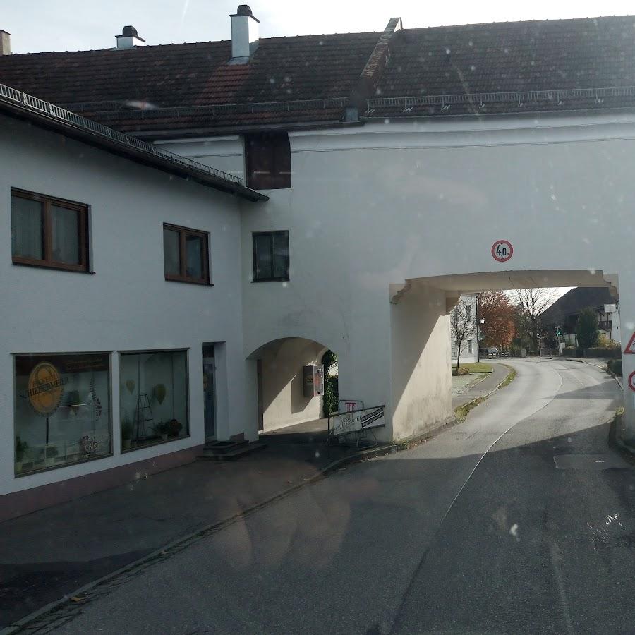 Restaurant "Beyhartings Laderl - Bäckerei Schiedermeier" in Tuntenhausen