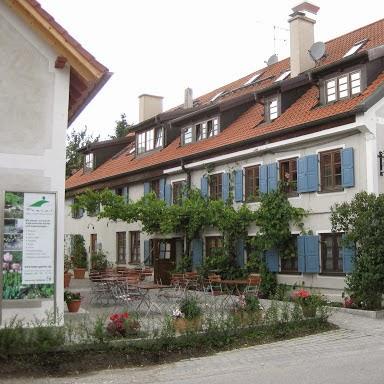 Restaurant "Gasthaus Sailer" in Schondorf am Ammersee