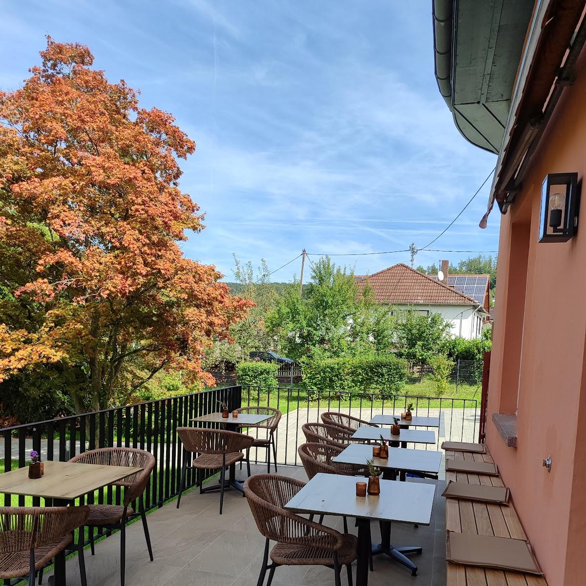 Restaurant "Rotes Emu" in Neckargerach