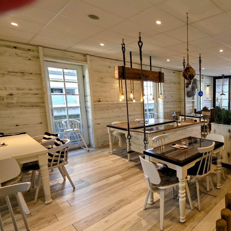 Restaurant "PUCK Mein Ostseebäcker" in Kellenhusen (Ostsee)