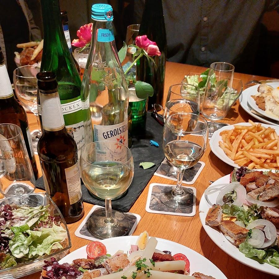Restaurant "Rosis Weinstube" in Wiltingen