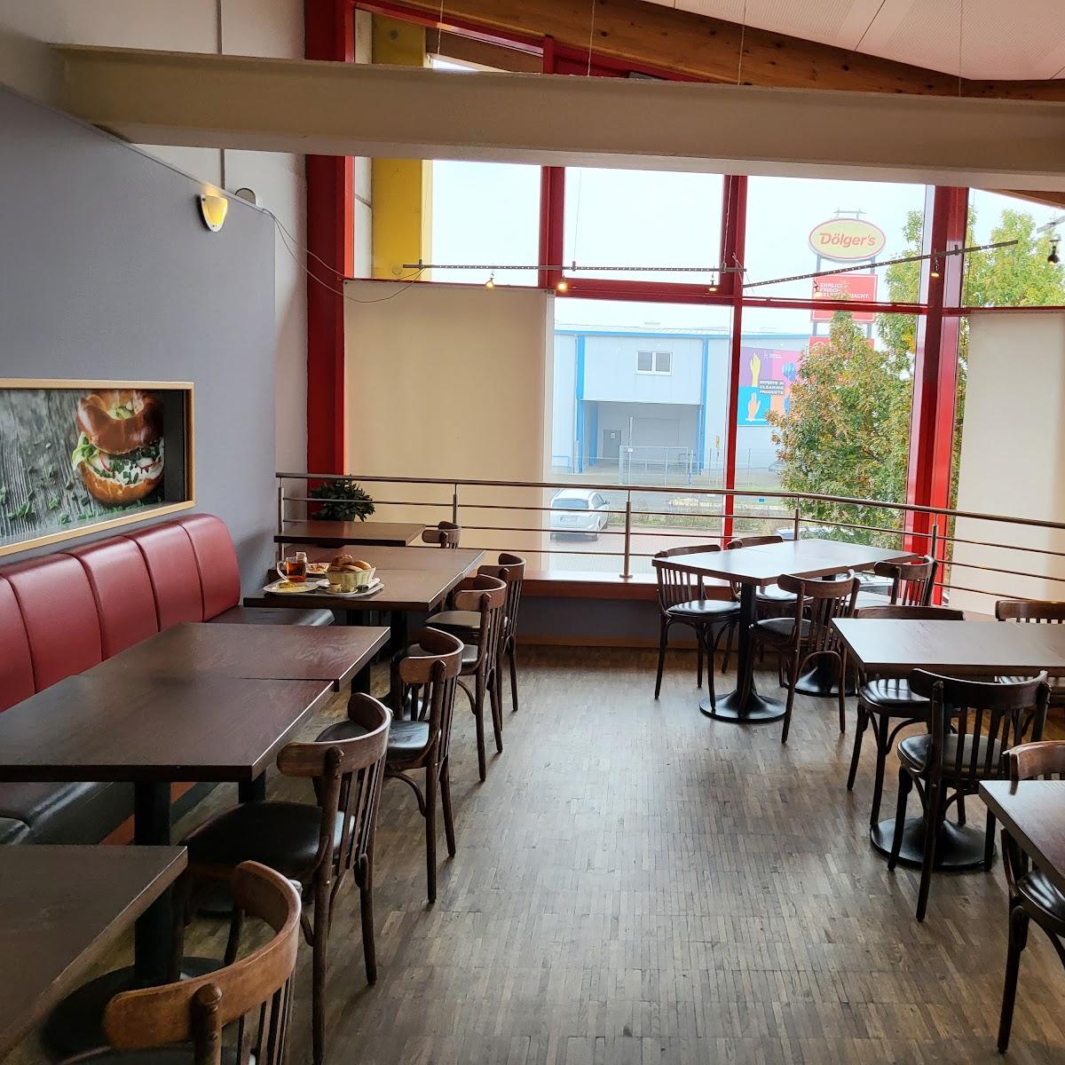 Restaurant "Dölgers Handwerksbackstube - Bäckerei - Konditorei - Café - Gastronomie" in Niedernberg