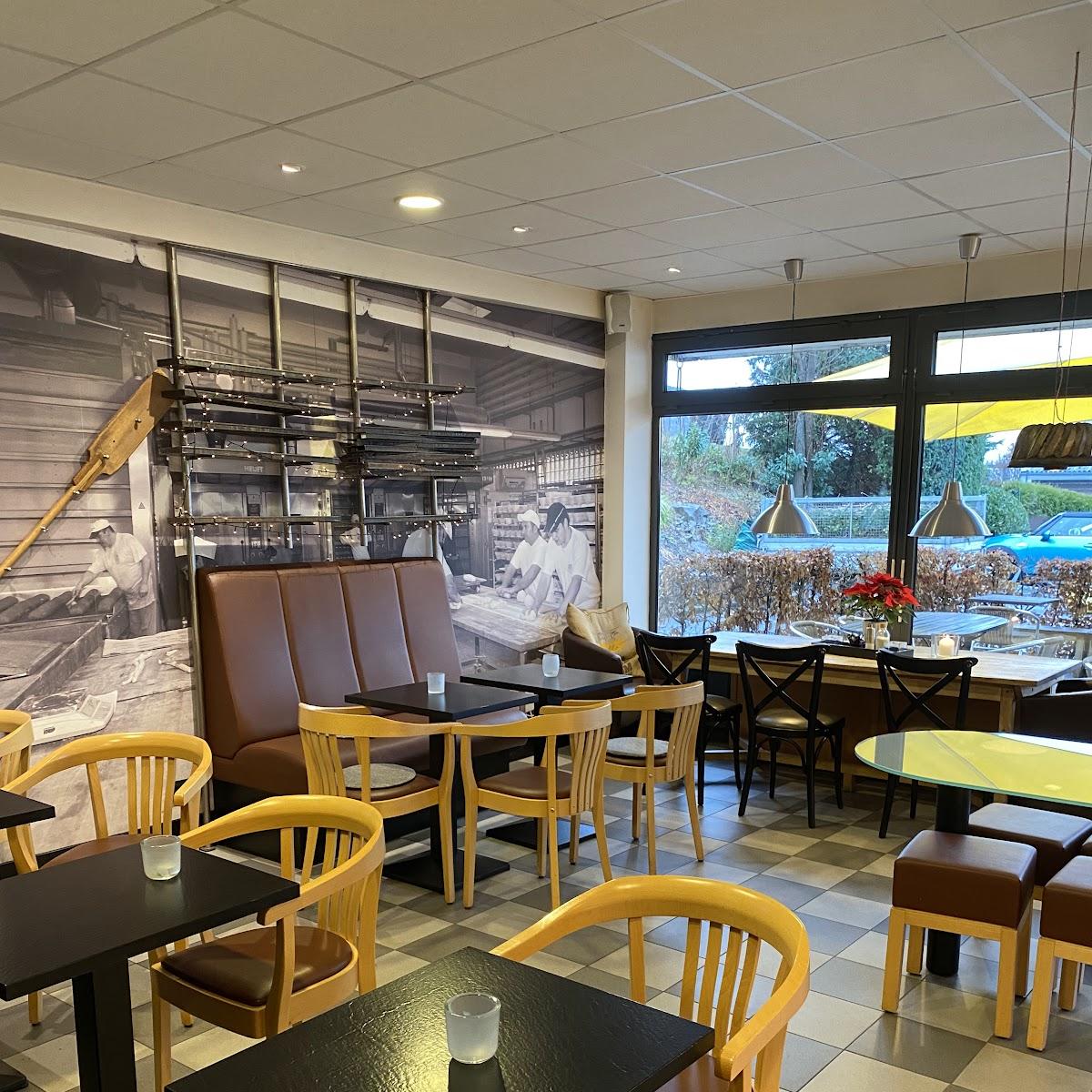 Restaurant "PanPan Brotmanufaktur Bomig HQ" in Wiehl