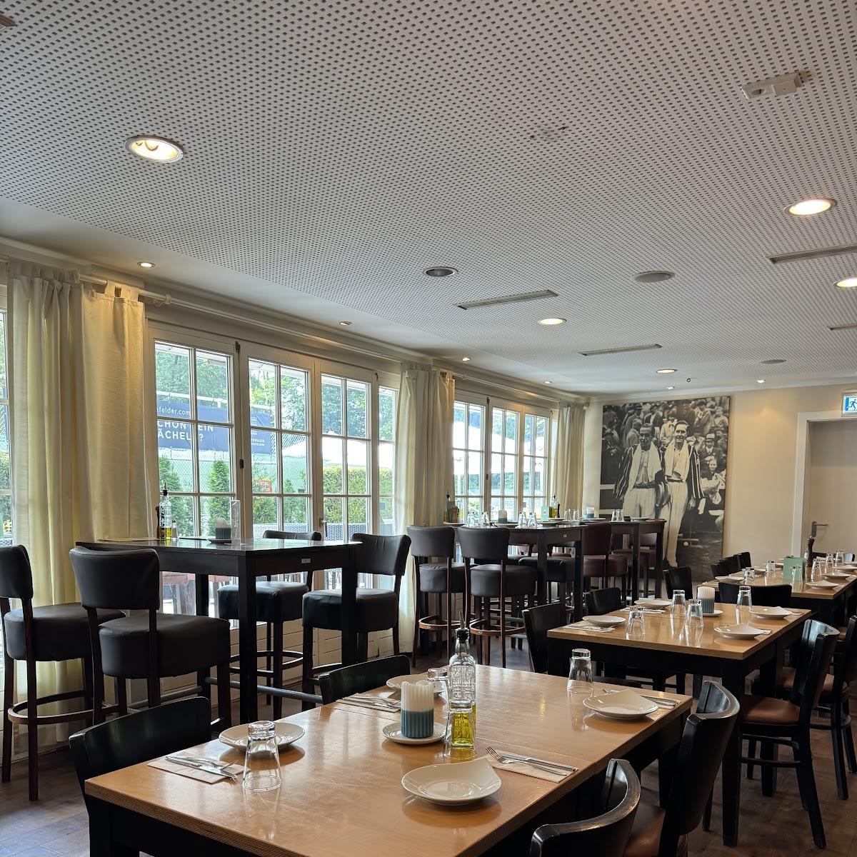 Restaurant "Trattoria Bacco | Am Stadtwald im HTC Blau Weiss e.V." in Krefeld