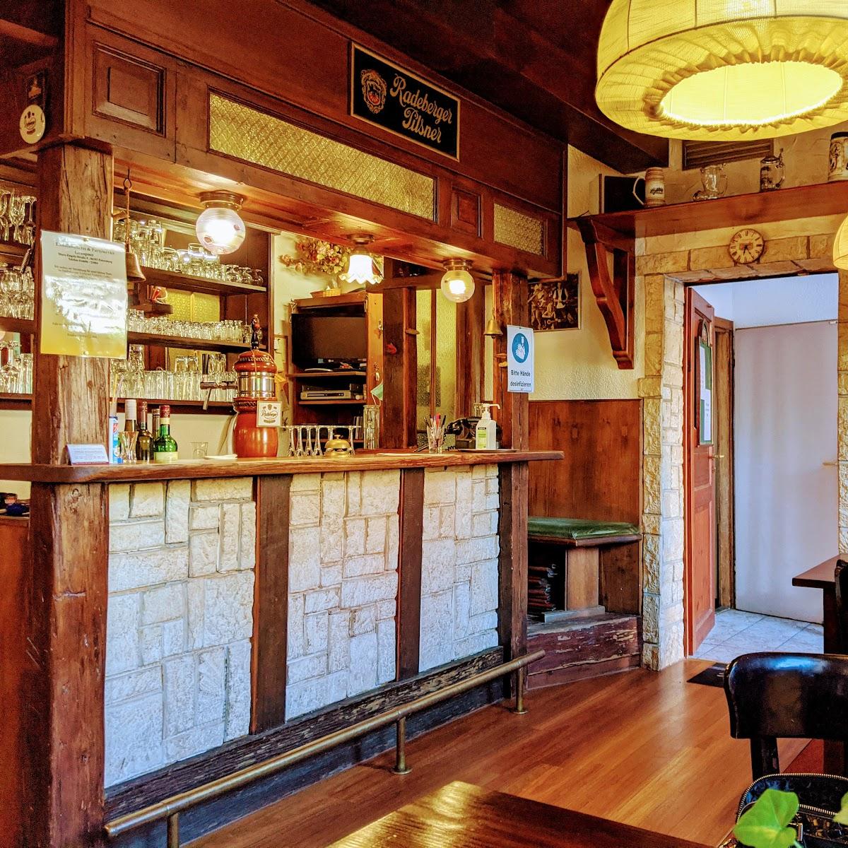 Restaurant "Gaststätte Rotes Haus" in Petersberg