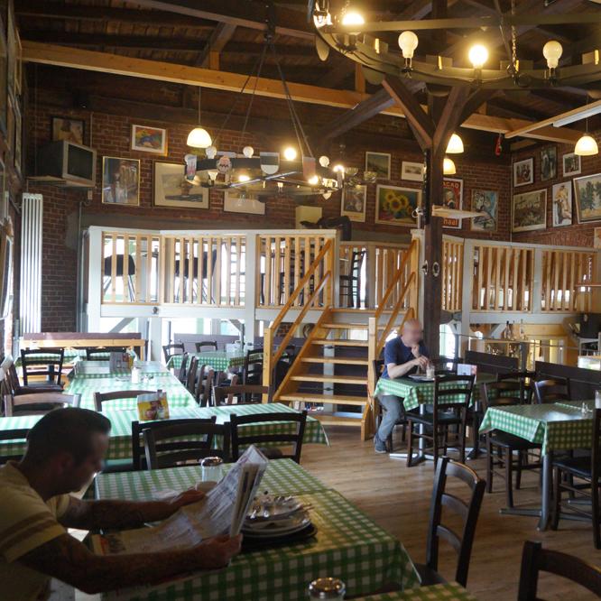 Restaurant "Leo’s SattHappen GmbH" in Zwickau