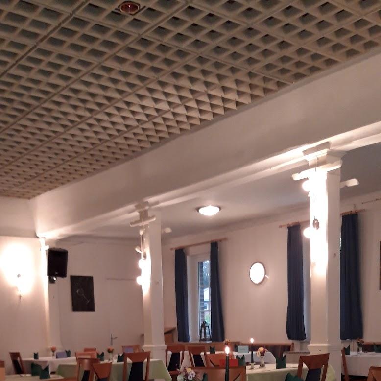 Restaurant "Gasthof r Damm" in Heede