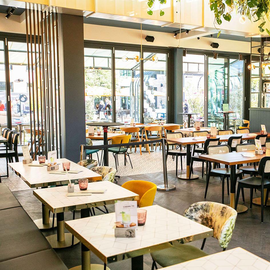 Restaurant "ALEX Main-Taunus-Zentrum" in Sulzbach (Taunus)