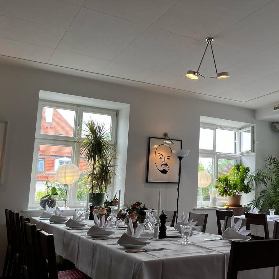 Restaurant "Gasthaus Schloss Tandern - Armin Kriening" in Hilgertshausen-Tandern