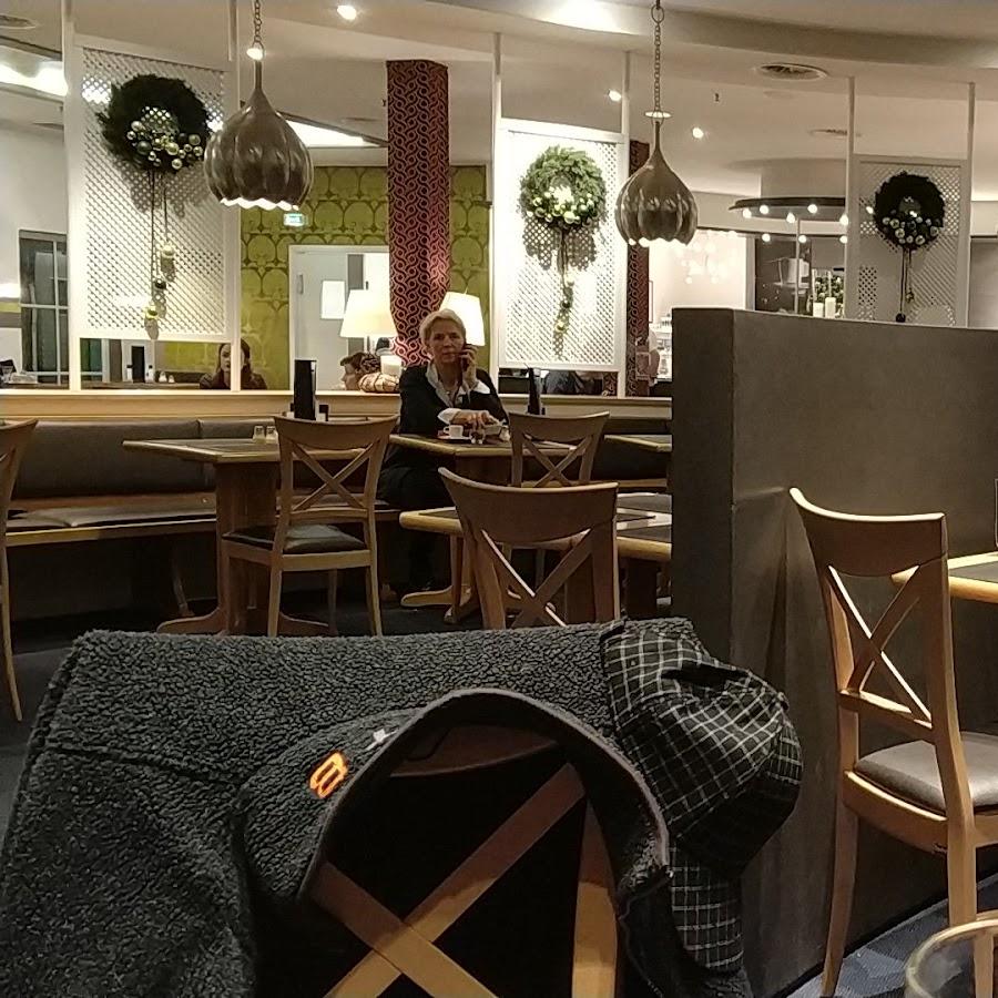 Restaurant "Erlebe Mohr - Ihr Shoppingerlebnis auf 19.000 m²" in Dollern