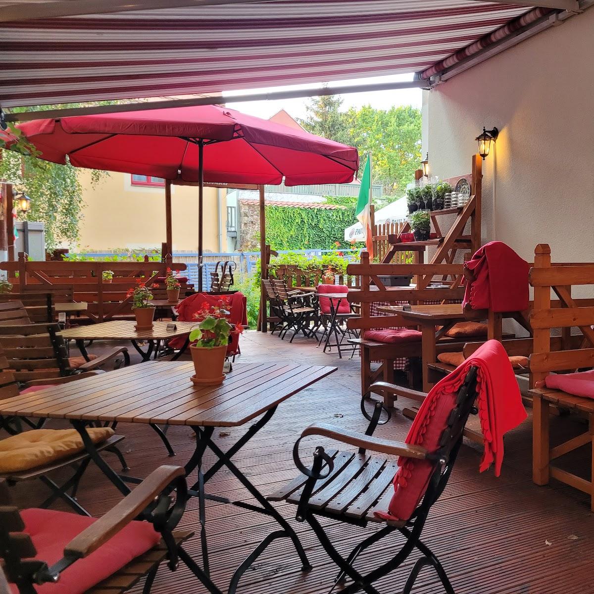 Restaurant "Pizzeria & Trattoria La Famiglia" in Radebeul