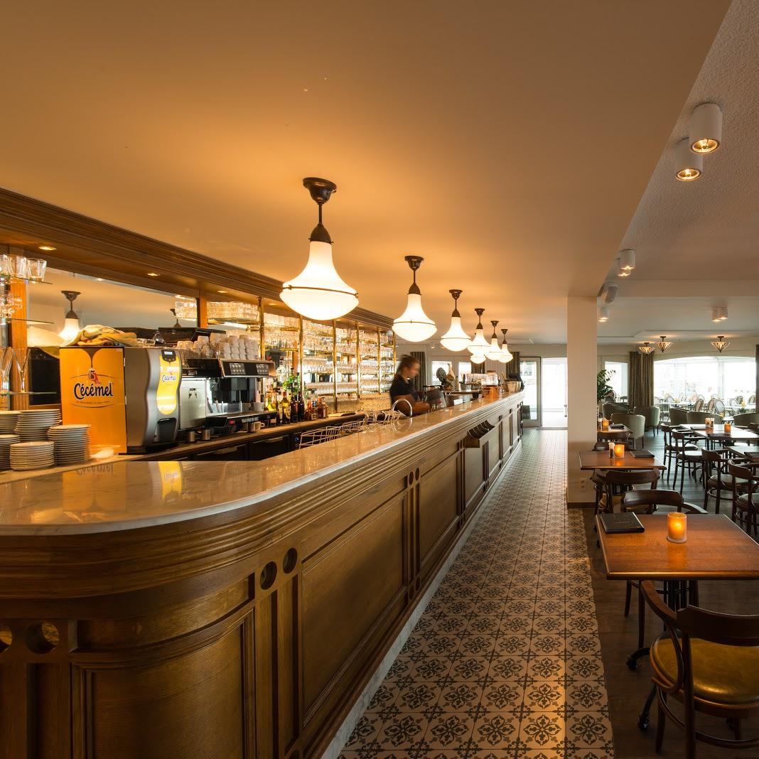 Restaurant "Brasserie Paname" in De Haan