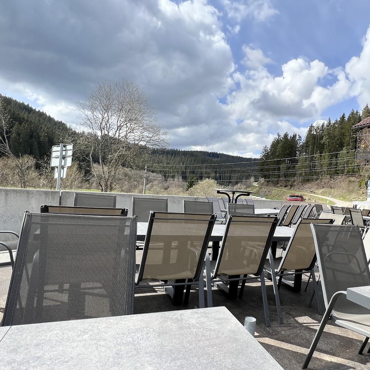Restaurant "Landgasthof Waldrast" in Vöhrenbach
