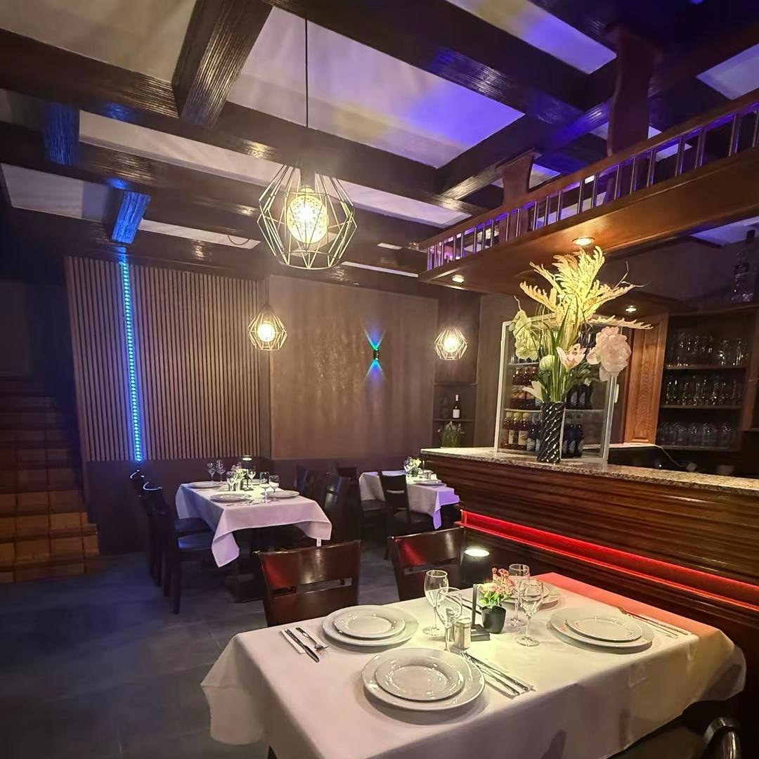 Restaurant "Tradita Restaurant" in Uhingen