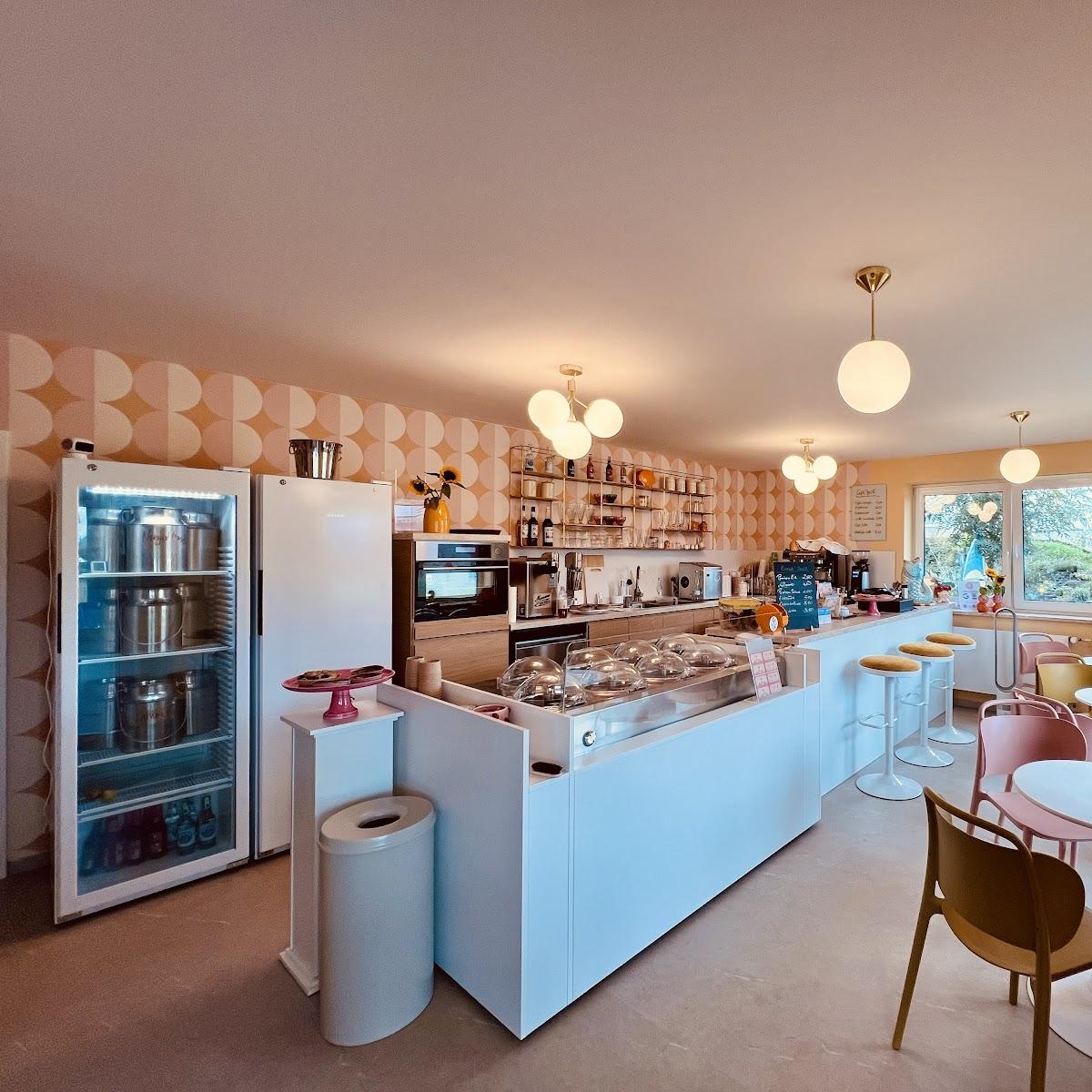 Restaurant "Eisdiele Born Eiscafé Ilsebill" in Born a. Darß