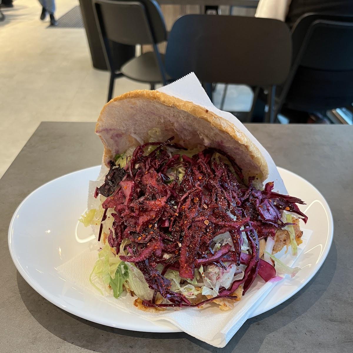 Restaurant "Zami Kebab & More" in Schechen