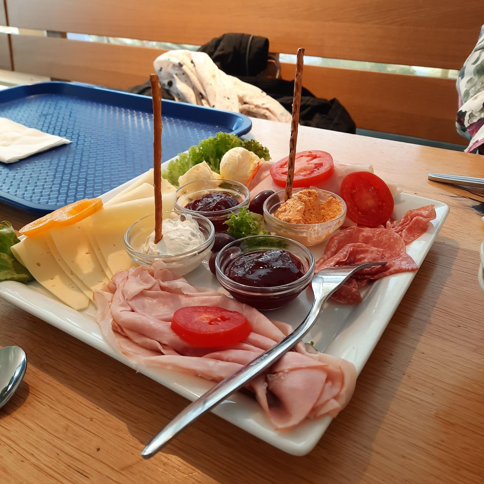 Restaurant "Barbarossa Bäckerei GmbH & Co. KG" in Ensdorf