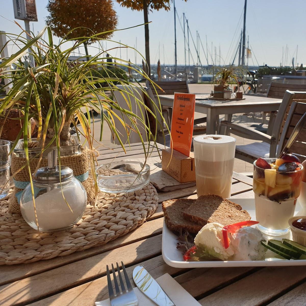 Restaurant "Ankerplatz  - Café - Deli." in Grömitz