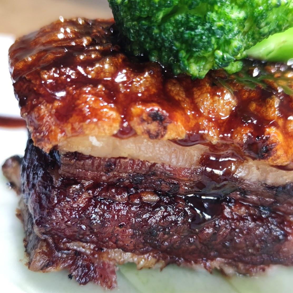 Restaurant "StaroneSmoker" in Reinsdorf