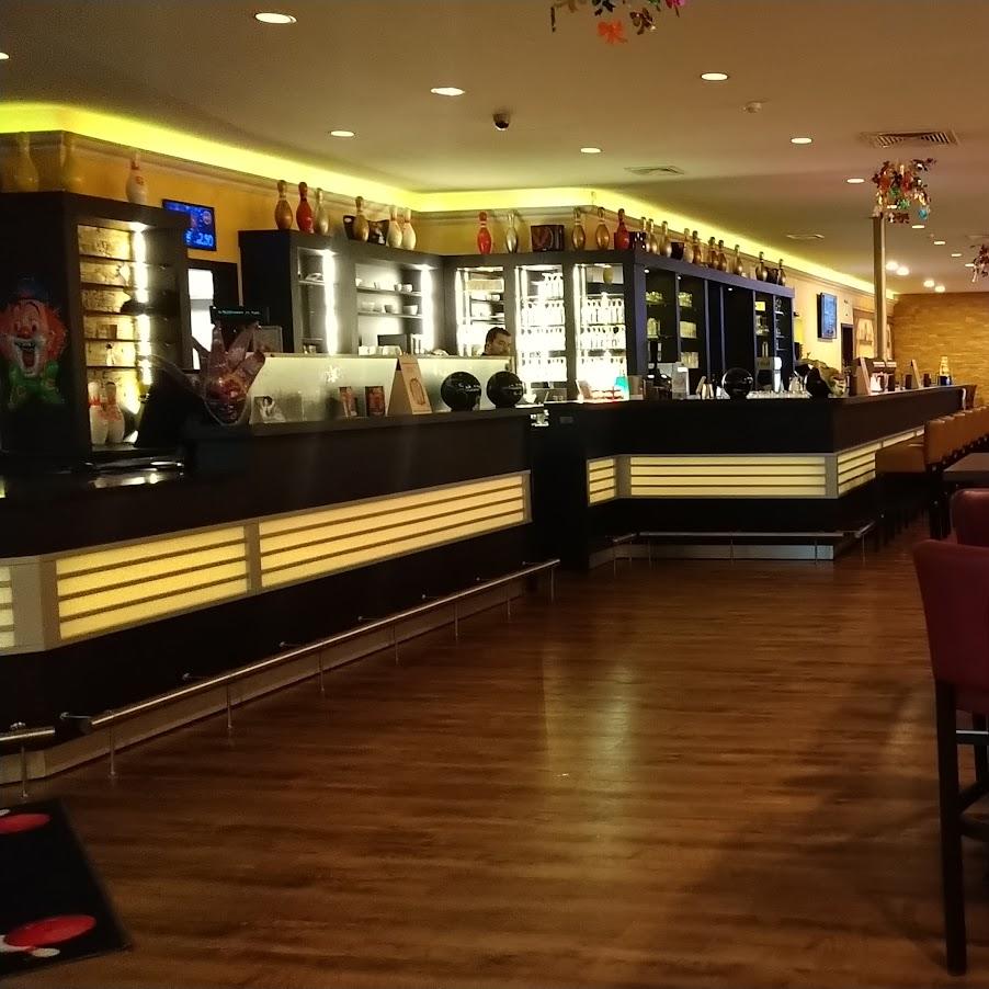 Restaurant "Magic-Bowl" in Linden