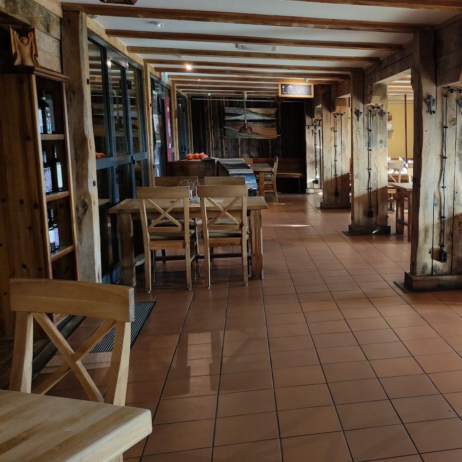 Restaurant "Kunstspeicher Friedersdorf" in Vierlinden