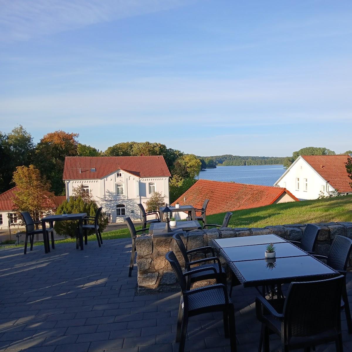 Restaurant "Zeus Feldberg" in Feldberger Seenlandschaft